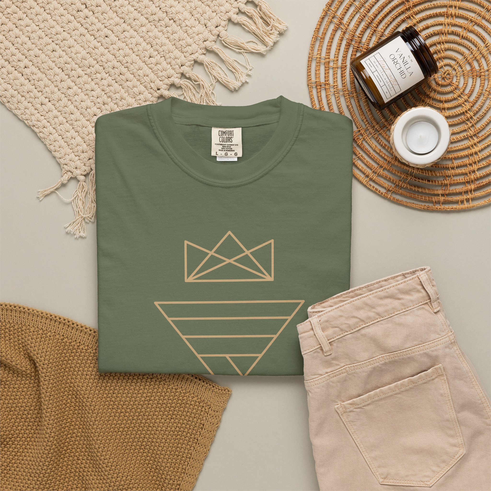Crown & Manger: Comfort Colors T-Shirt - Image 16